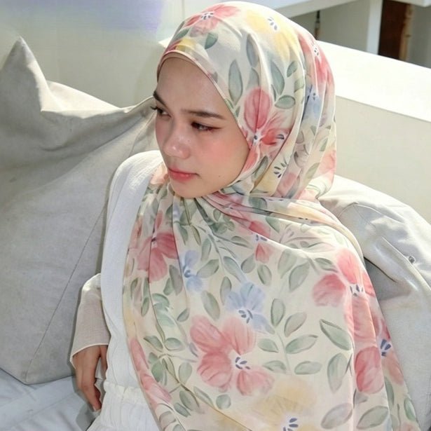 Watercolour Floral Print Lightweight Hijab Scarf(MH246) - Mariam's Collection