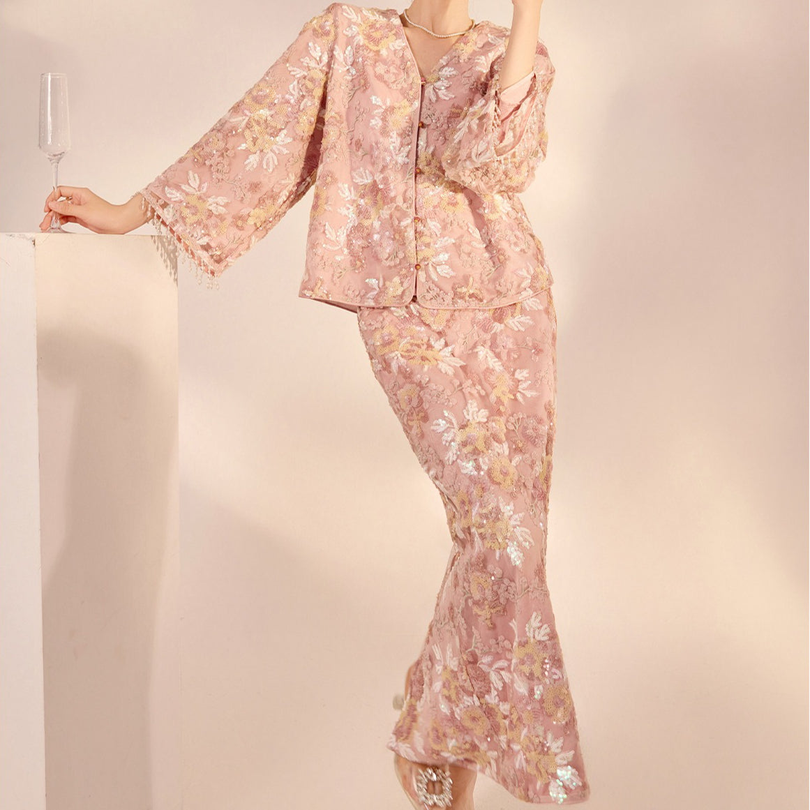 Luxury Embroidered Floral Jacket & Skirt Set(MS307)