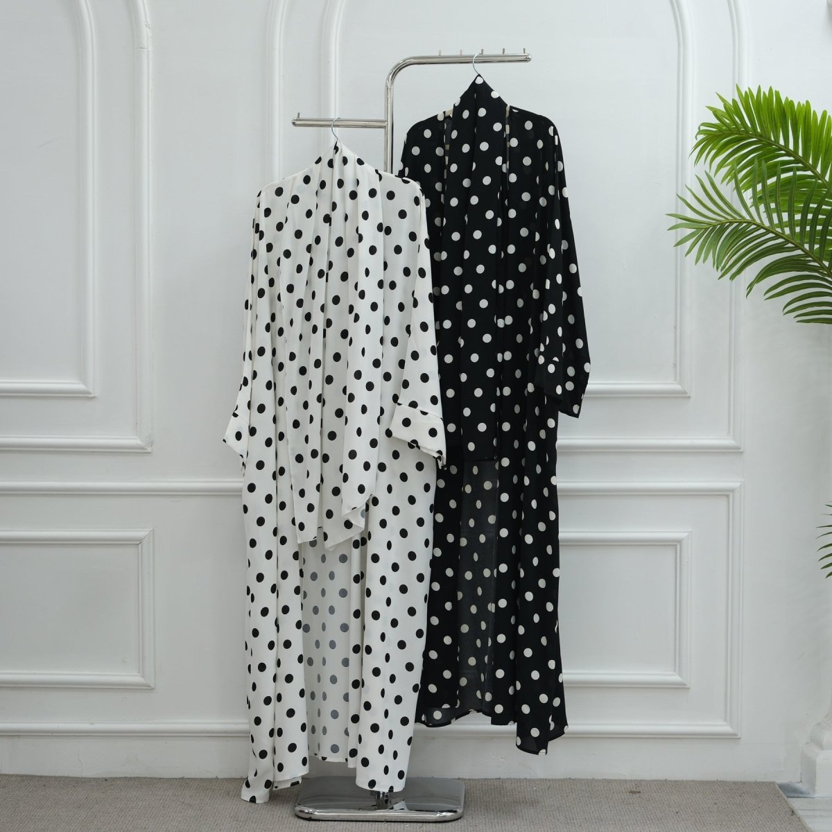 2 - Piece Polka Dot Print Open Abaya Set(MOA316) - Mariam's Collection
