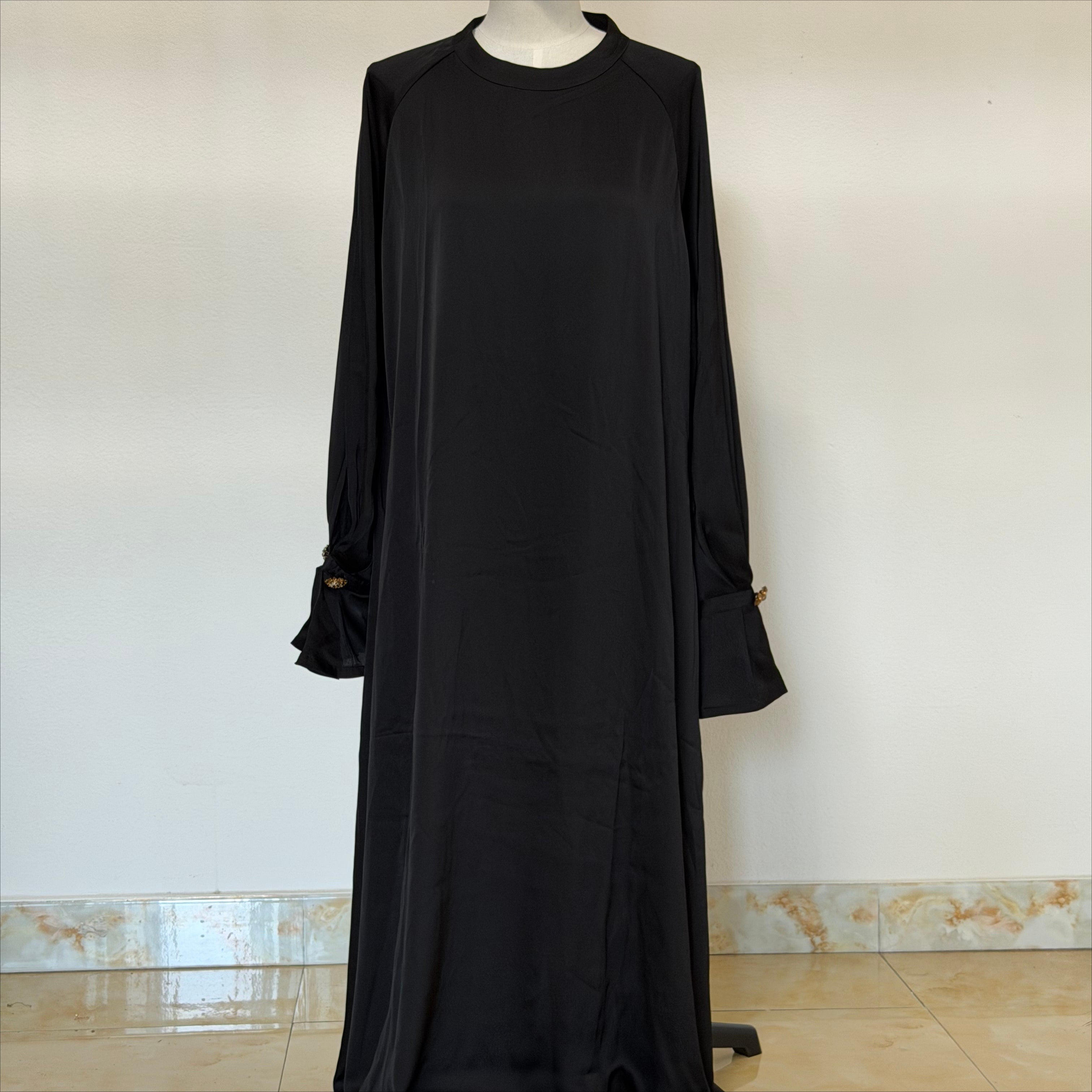 Archive Piece Black Jewel Button Cuff Pullover Abaya - MP064 (Nur Größe XL)