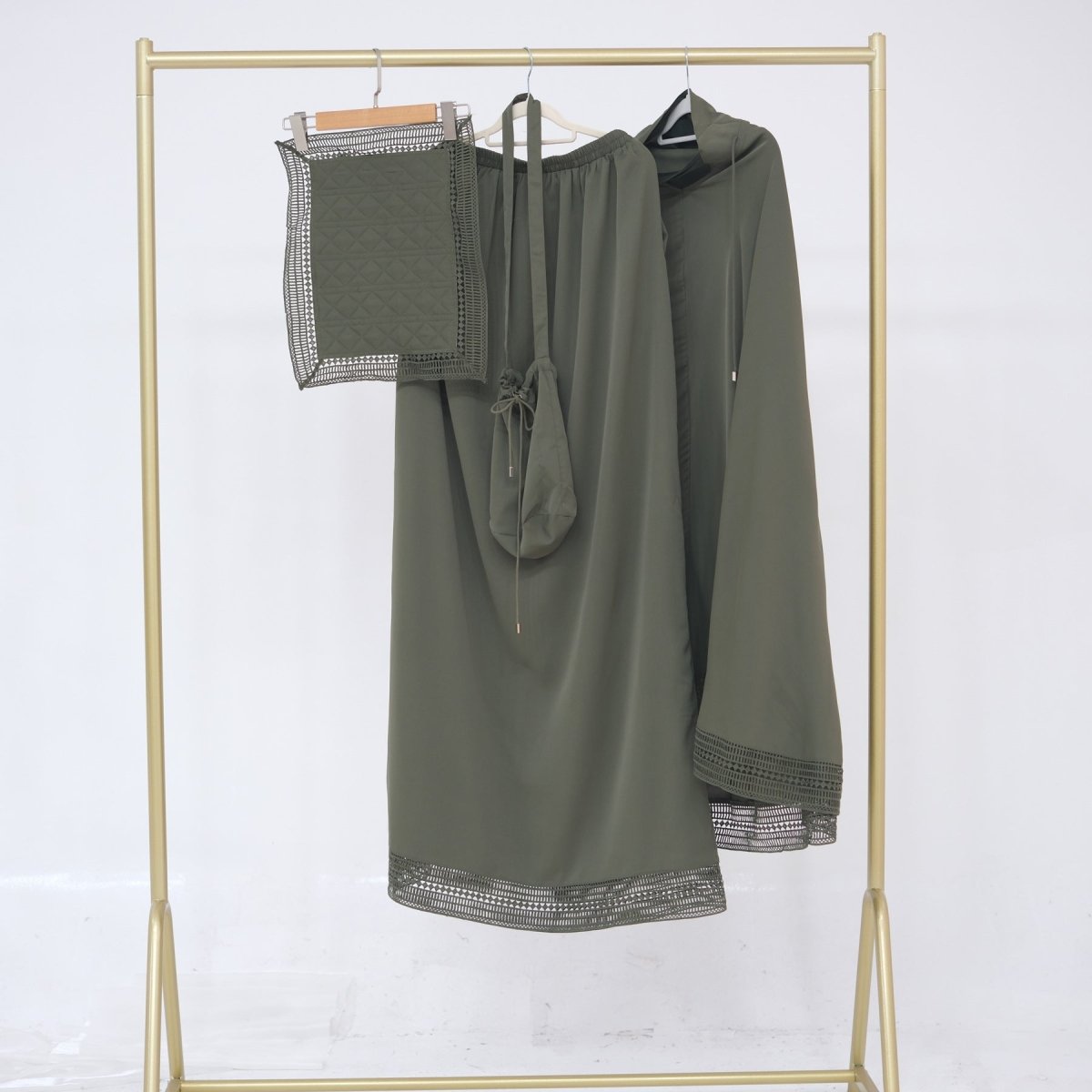 4-Piece Nida Prayer Set with Lace Trim – Umrah Prayer Abaya