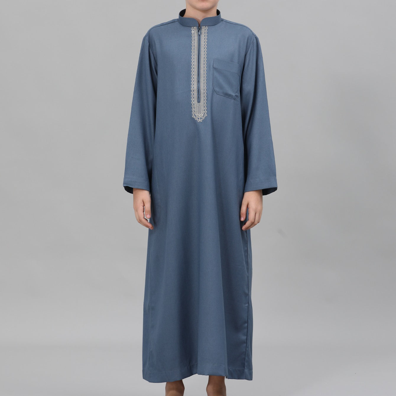 Boys Embroidered Thobe with Pockets(MKB013)