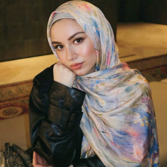 Impressionist Floral Print Lightweight Hijab Scarf(MH250)