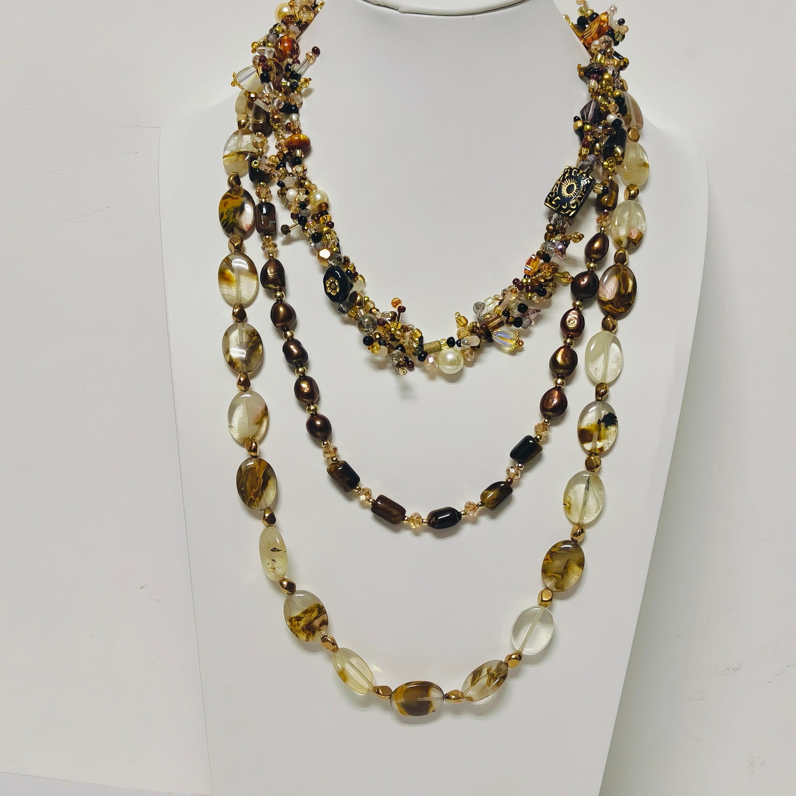 Versatile Adornment Stratified Brilliance Necklace Set (MAC344)