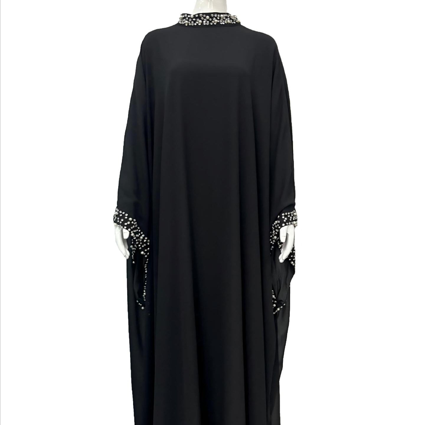 Robe Abaya Maxi à Col Montant et Manches Batwing Ornée de Perles et Cristaux (MA468)