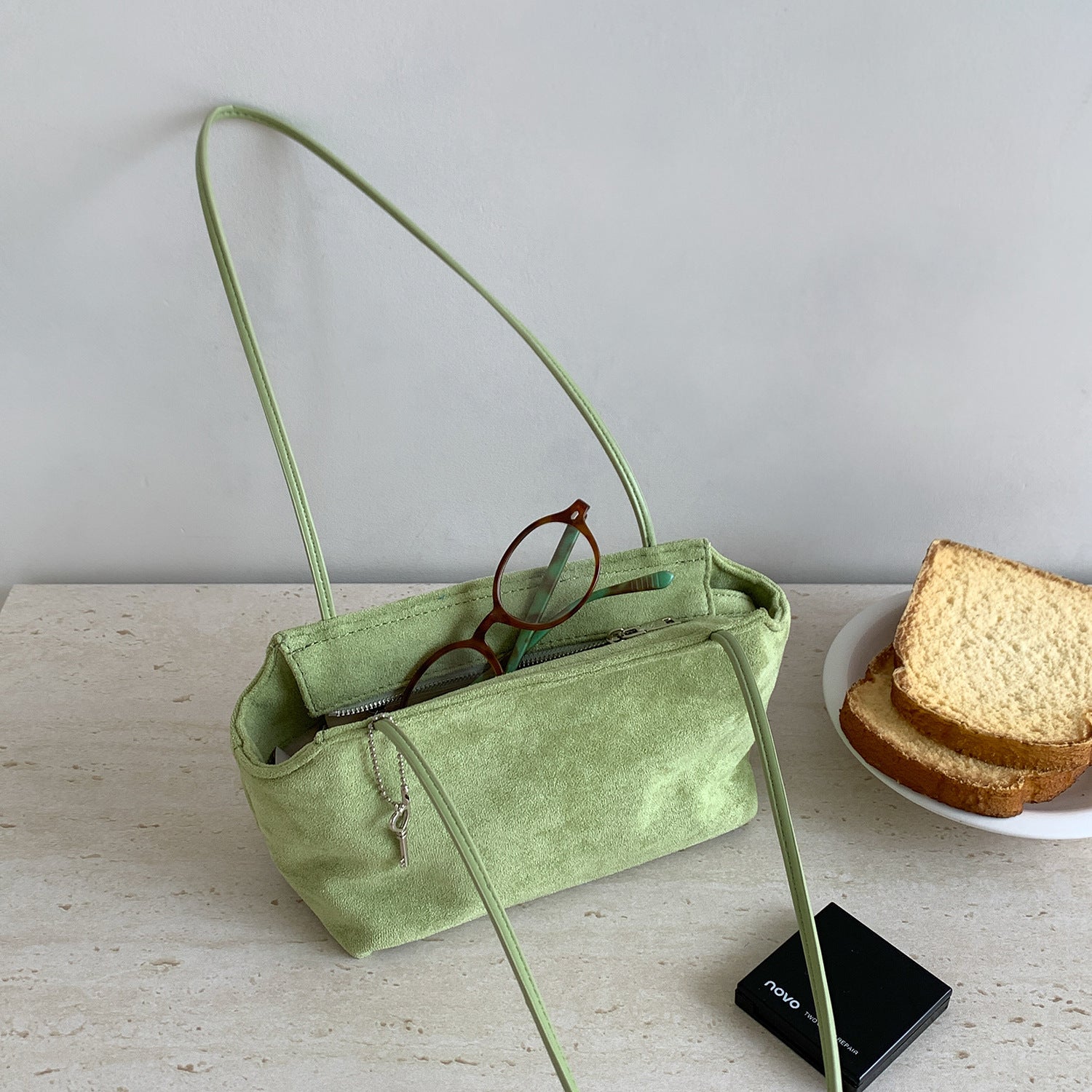 Wildleder-Optik Petite Schultertasche (MAC475)