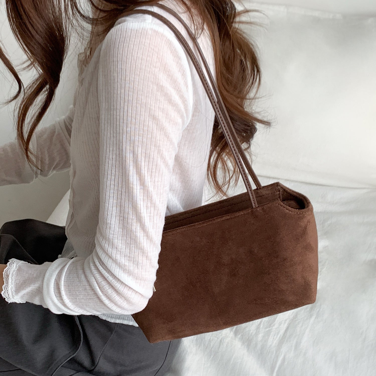 Wildleder-Optik Petite Schultertasche (MAC475)