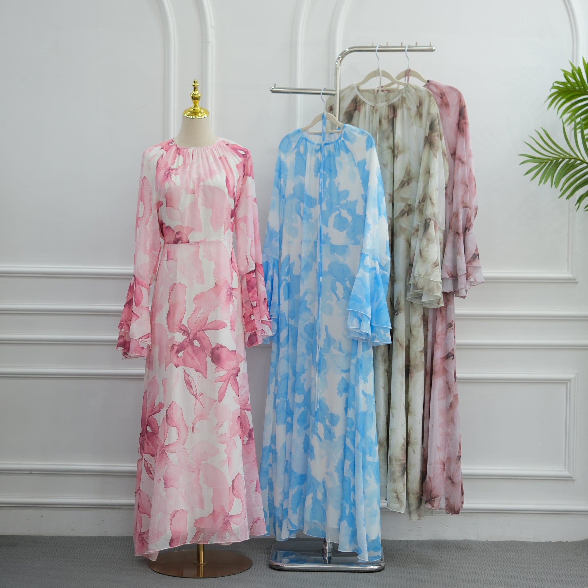 Watercolour Print Double-Layer Flared-Sleeve Maxi Dress(MA479)