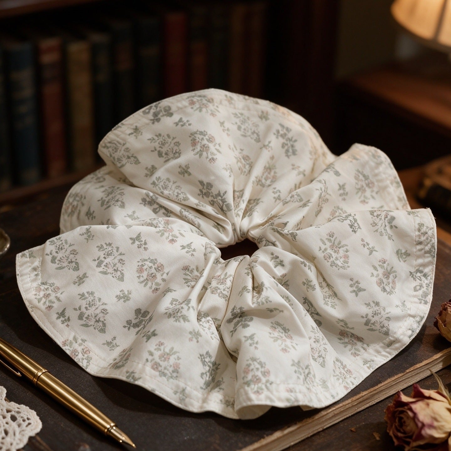 Oversized Floral Scrunchie Hair Tie（MAC453）