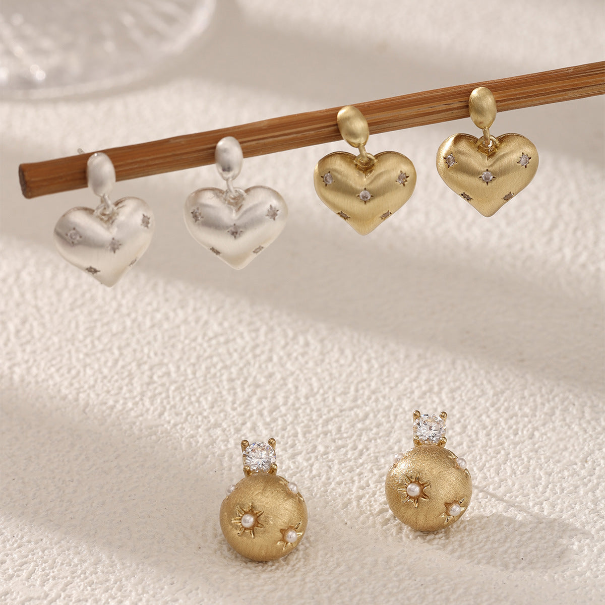 Elegant Brushed Heart Stud Earrings（MAC460）