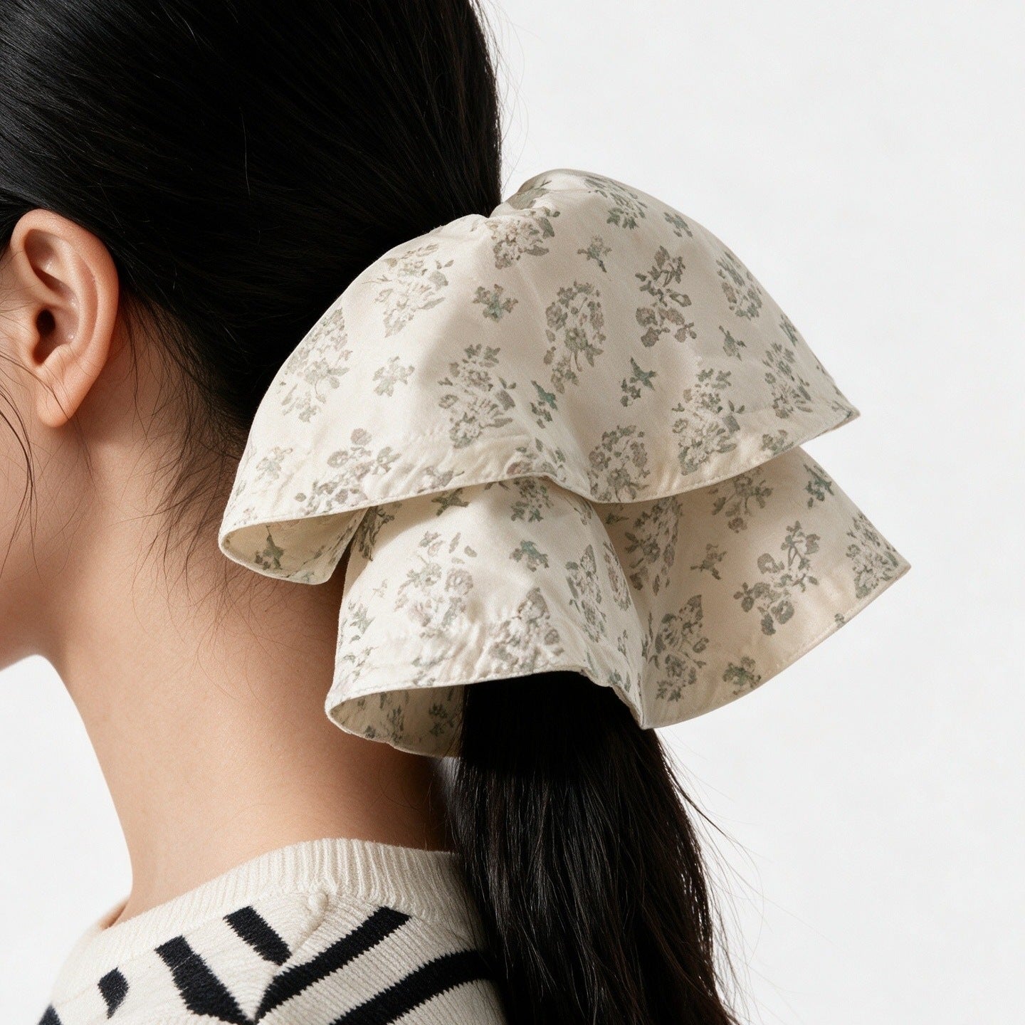 Oversized Floral Scrunchie Hair Tie（MAC453）