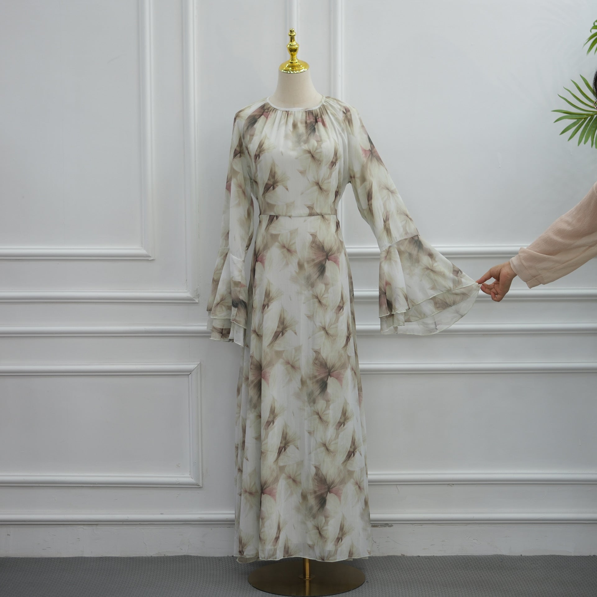 Watercolour Print Double-Layer Flared-Sleeve Maxi Dress(MA479)