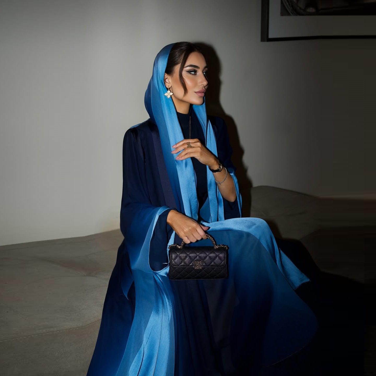 Two-Tone Colour-Block Open Abaya with Matching Hijab(MOA347)