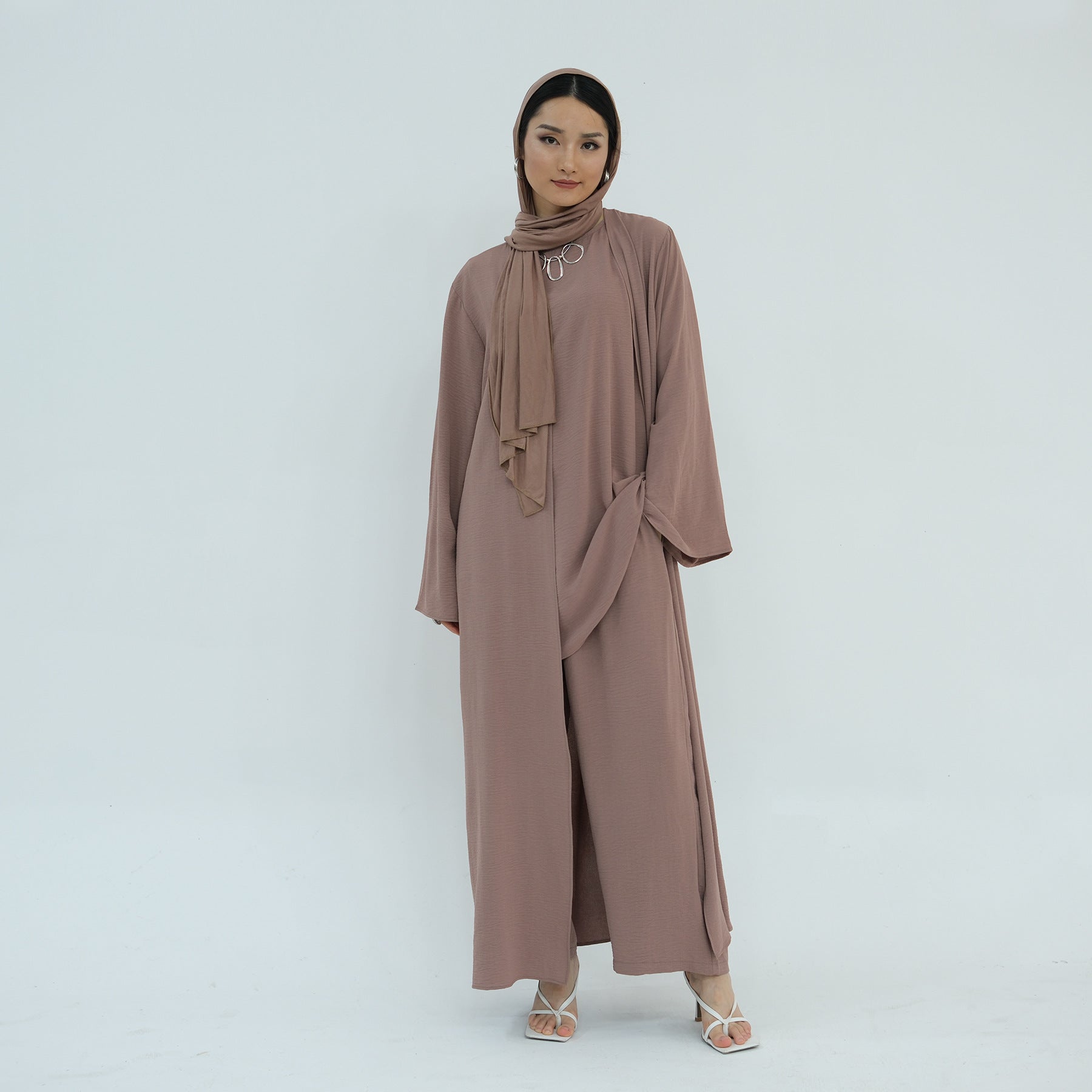 MOA076 Sleeveless Top and Pants 3-Piece Set Abaya