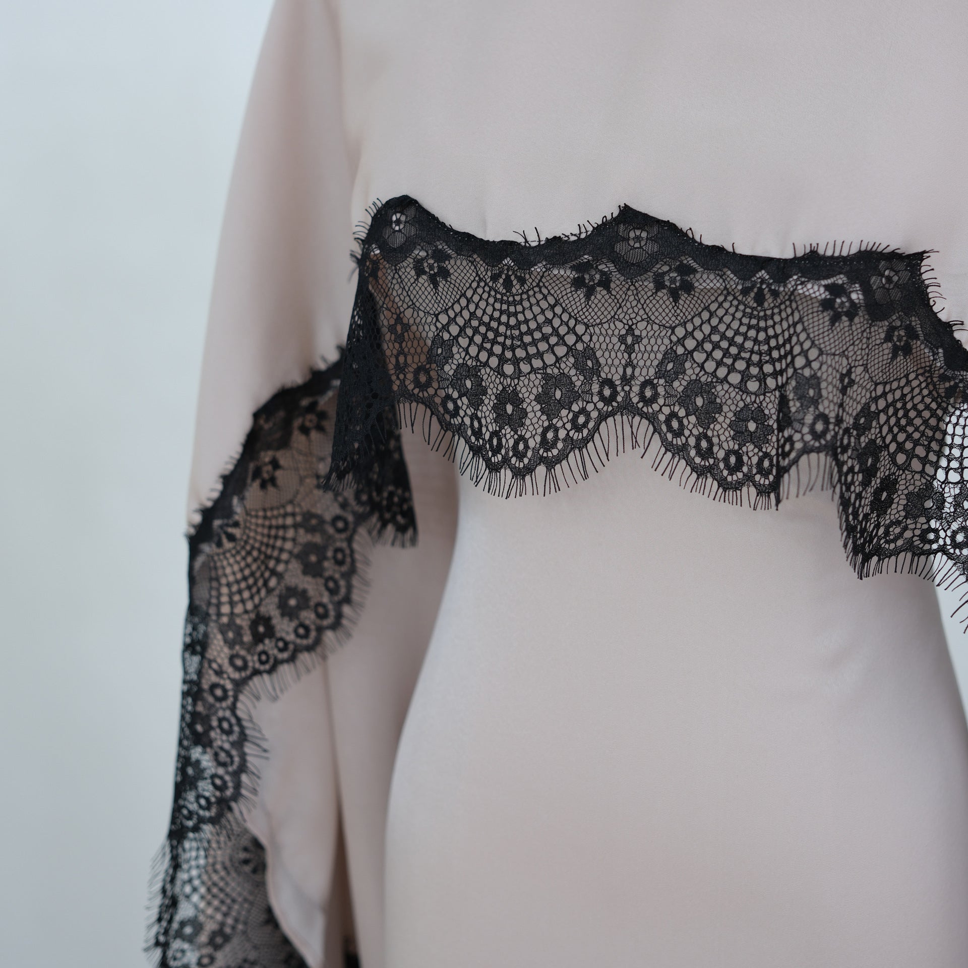 Lace Splice Satin Maxi Dress with Fixed Cape(MS438)