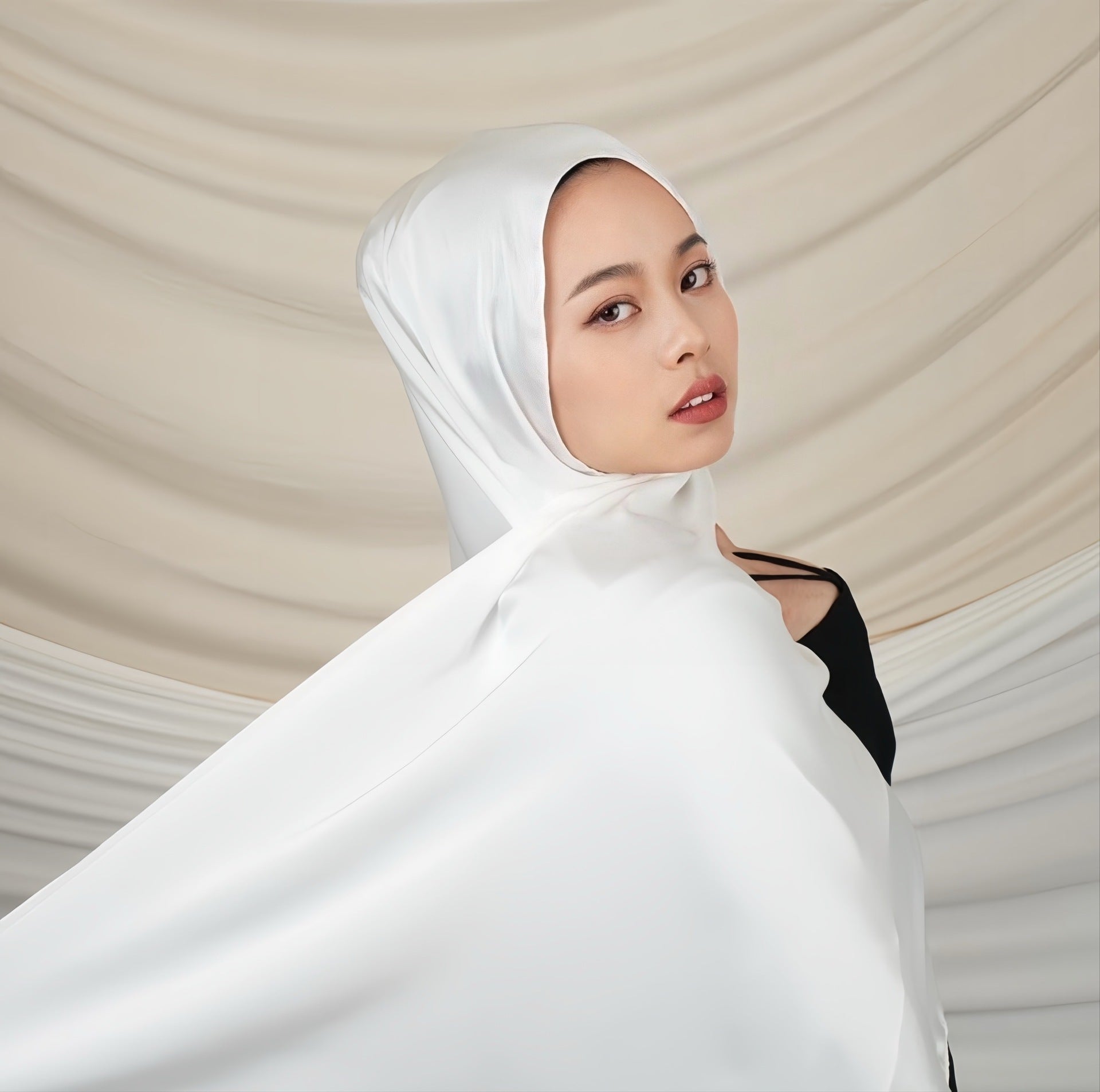 Versatile Headscarf Satin Solid Color Hijab (MH168)