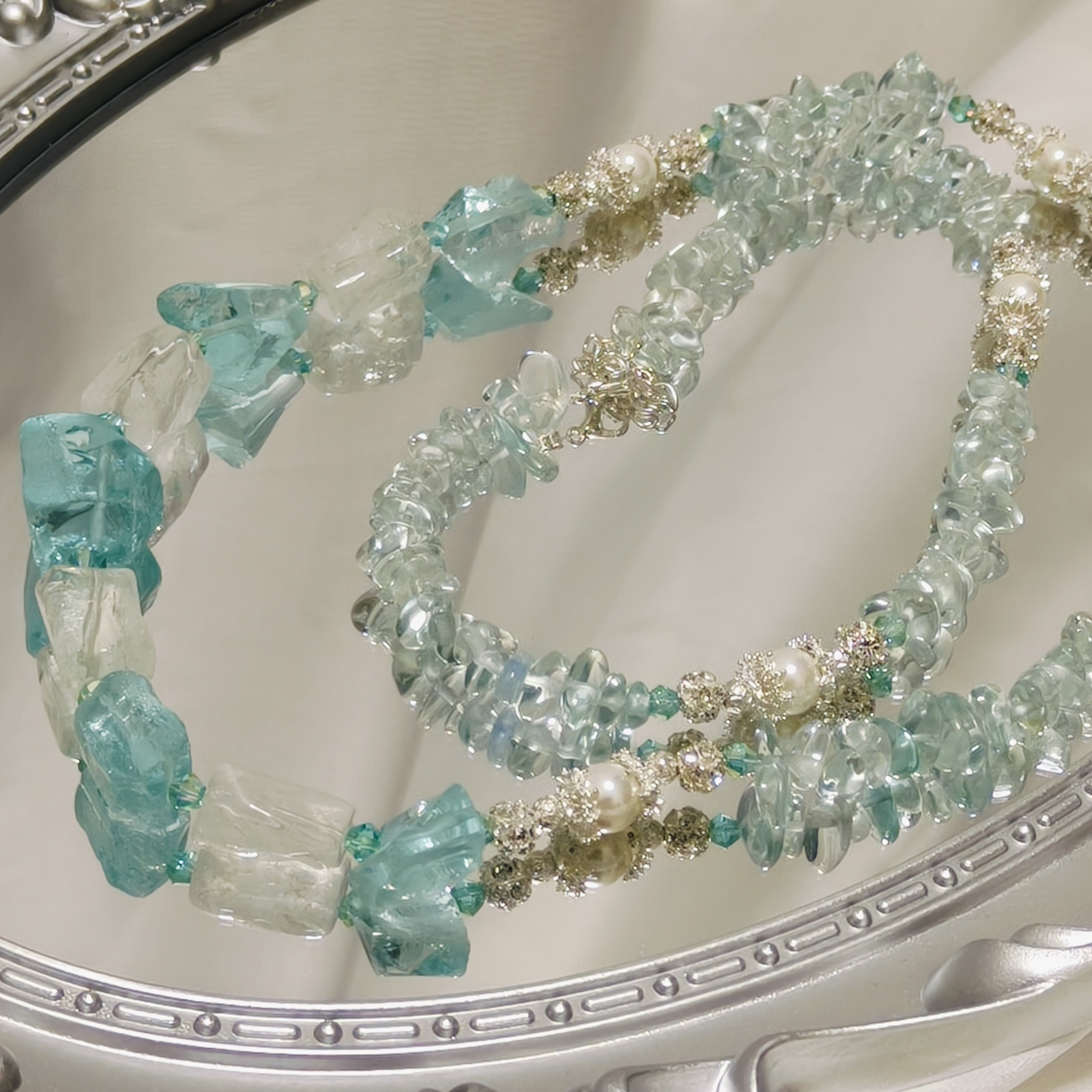 Versatile Adornment Stratified Brilliance Necklace Set (MAC344)