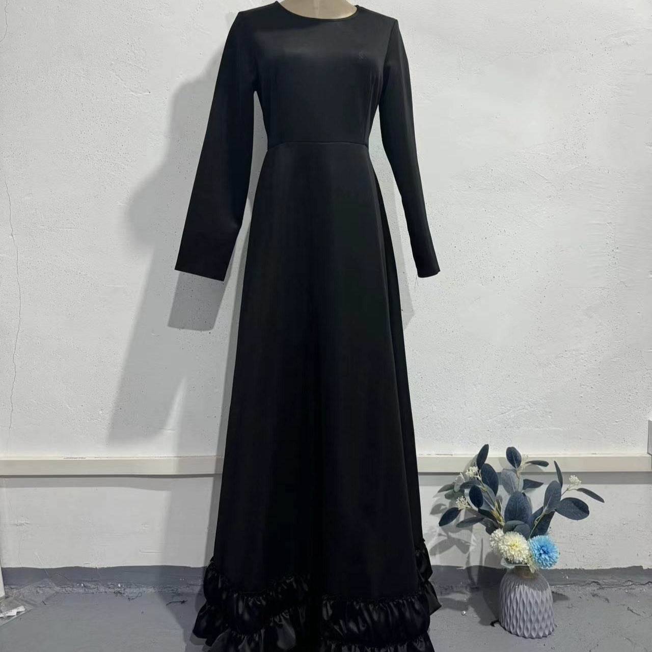 Tulle Ruffle Hem Evening Gown | High Neck Fitted Maxi Dress(MS234)