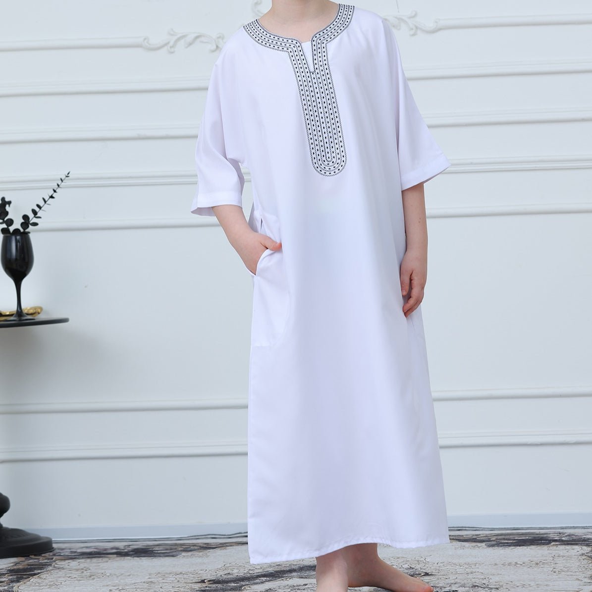 Black Geometric Trim Islamic Thobe(MKB018) - Mariam's Collection