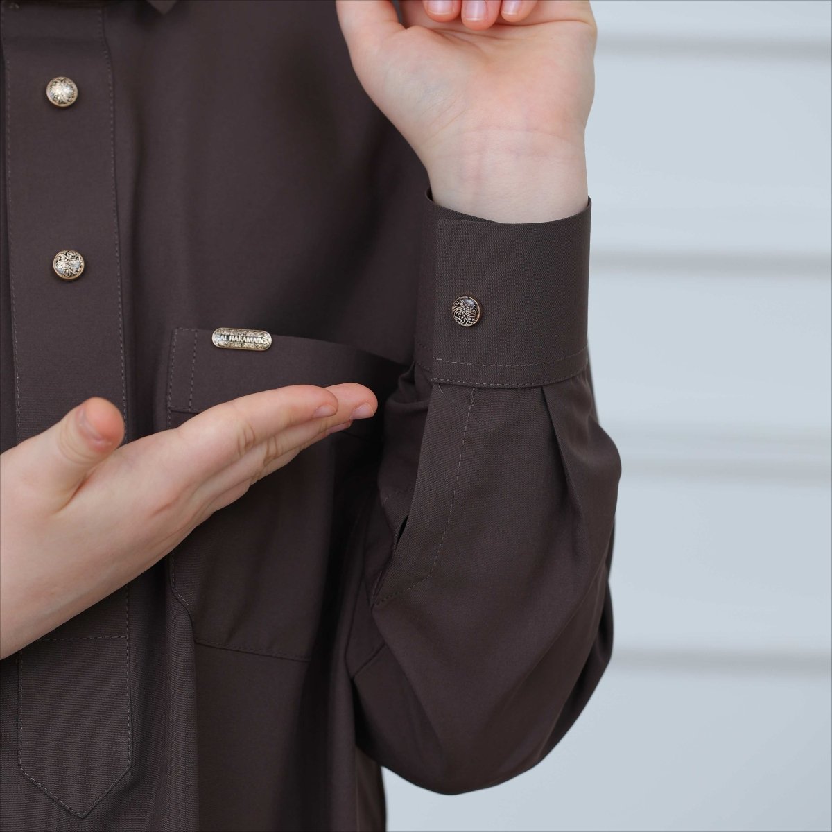 Boys' Classic Thobe with Collar & Pockets(MKB024) - Mariam's Collection