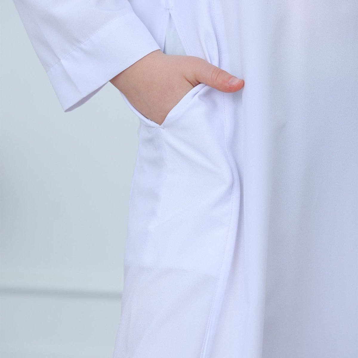 Boys' Classic White Thobe with Stand Collar(MKB027) - Mariam's Collection