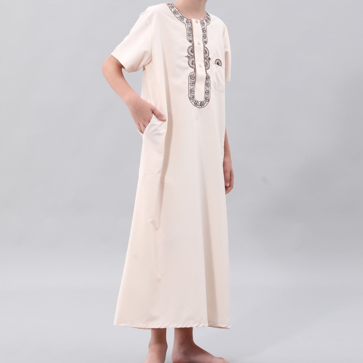 Boys' Embroidered Thobe with Chest Pocket(MKB026) - Mariam's Collection