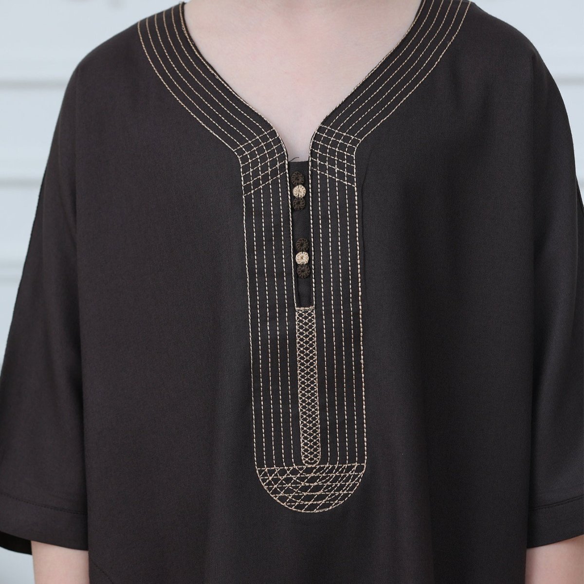 Boys' Embroidered Thobe with Pockets(MKB023) - Mariam's Collection