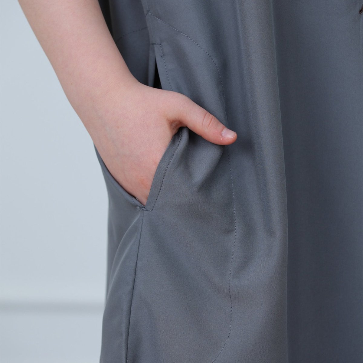 Boys' Embroidered Thobe with Side Pockets(MKB031) - Mariam's Collection