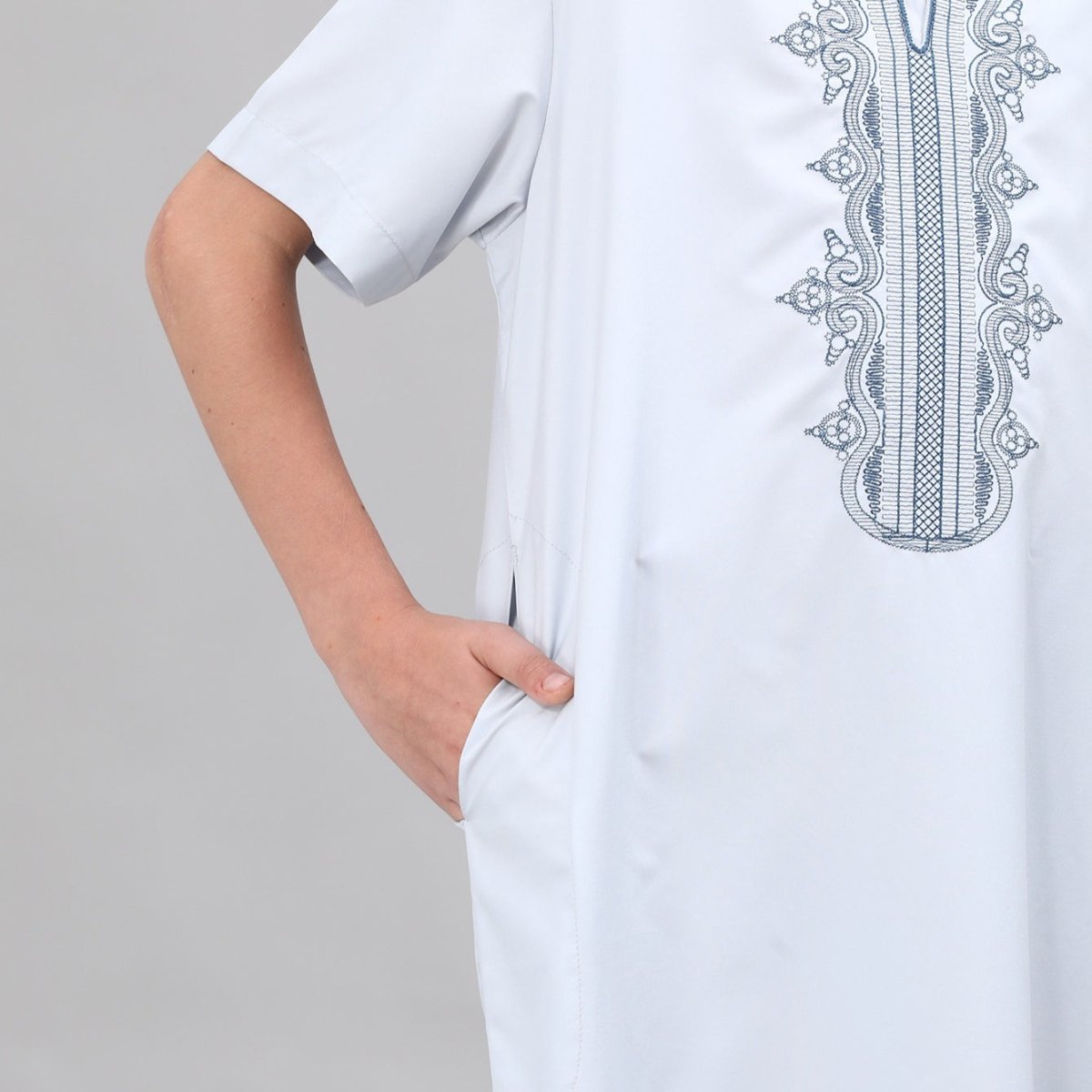 Boys' Embroidered Thobe with Side Pockets(MKB035) - Mariam's Collection