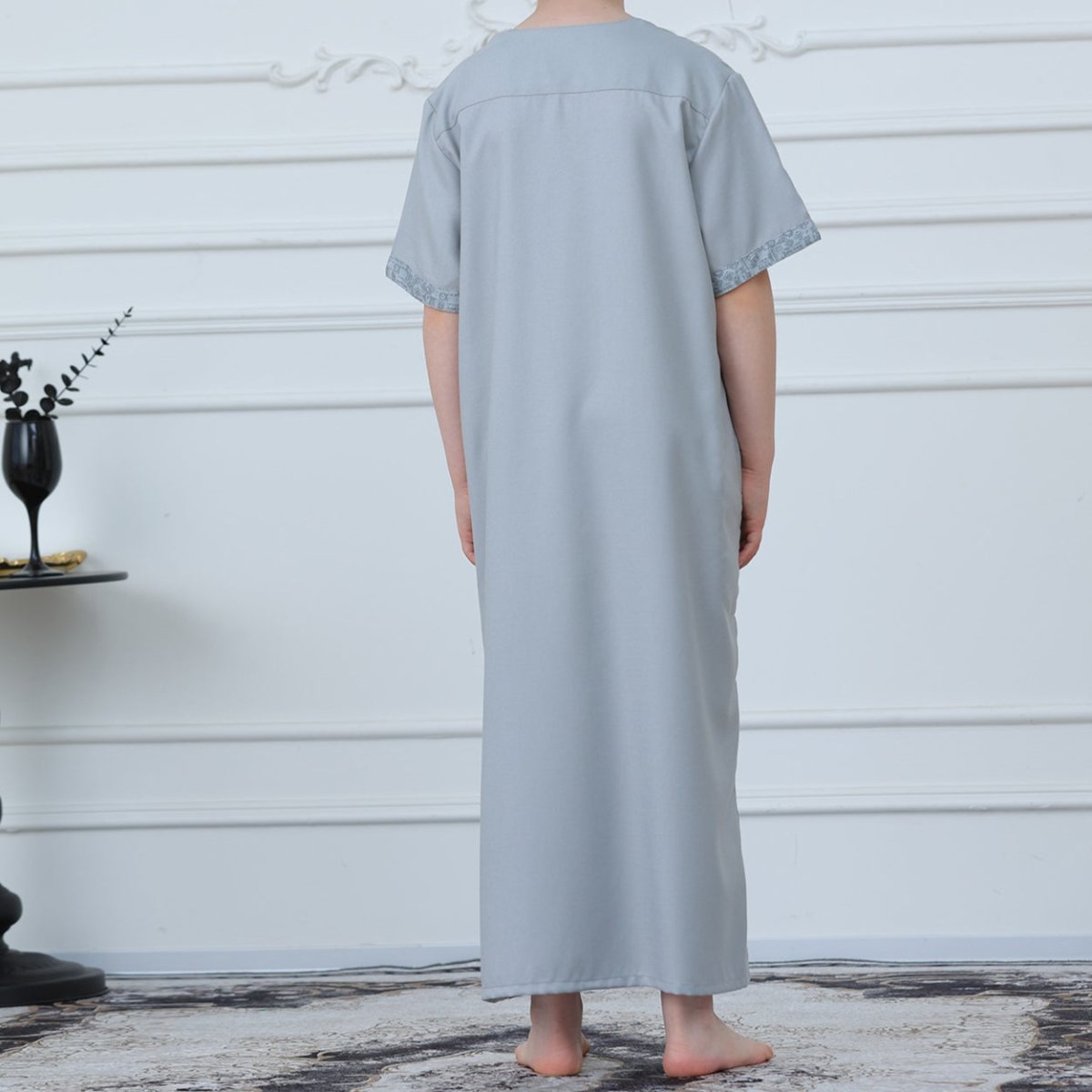 Boys Light Grey Short Sleeve Embroidered Thobe(MKB020) - Mariam's Collection