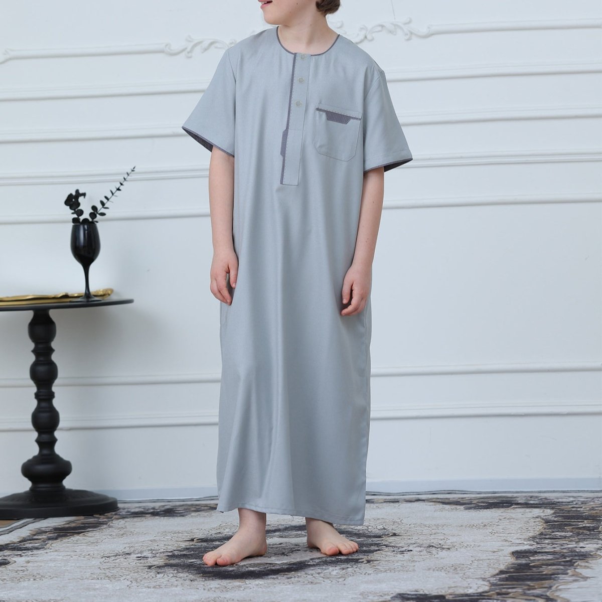 Boys' Thobe with Contrast Stitching & Pockets(MKB033) - Mariam's Collection