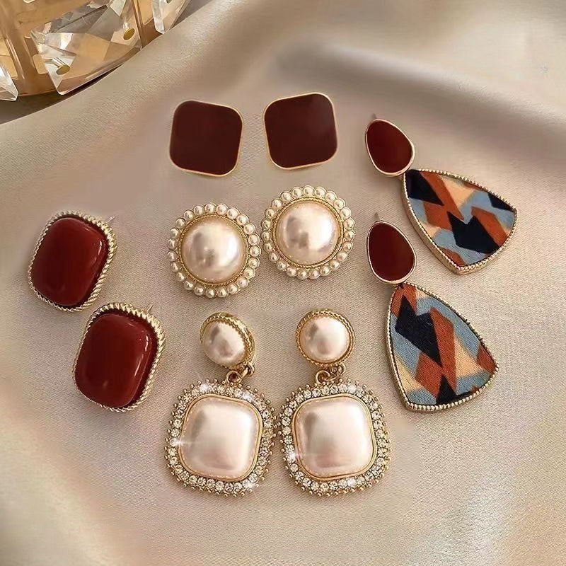 Vintage Wine Red Pearl Stud Earrings（MAC466）