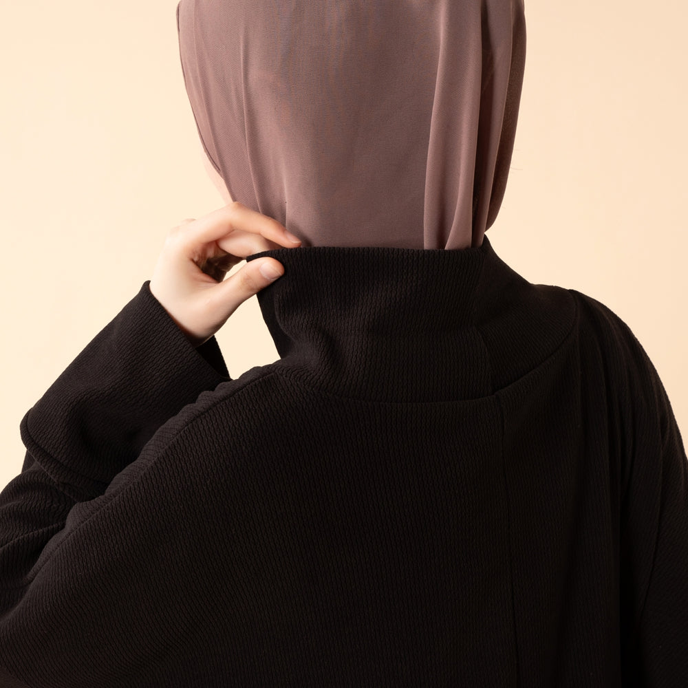 Relaxed Turtleneck Abaya with Pockets (MA383)