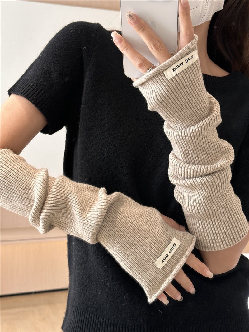 ‌Cascading Knit Sleeve Covers Cozy Elegance for Layered Style (MAC312) - Mariam's Collection