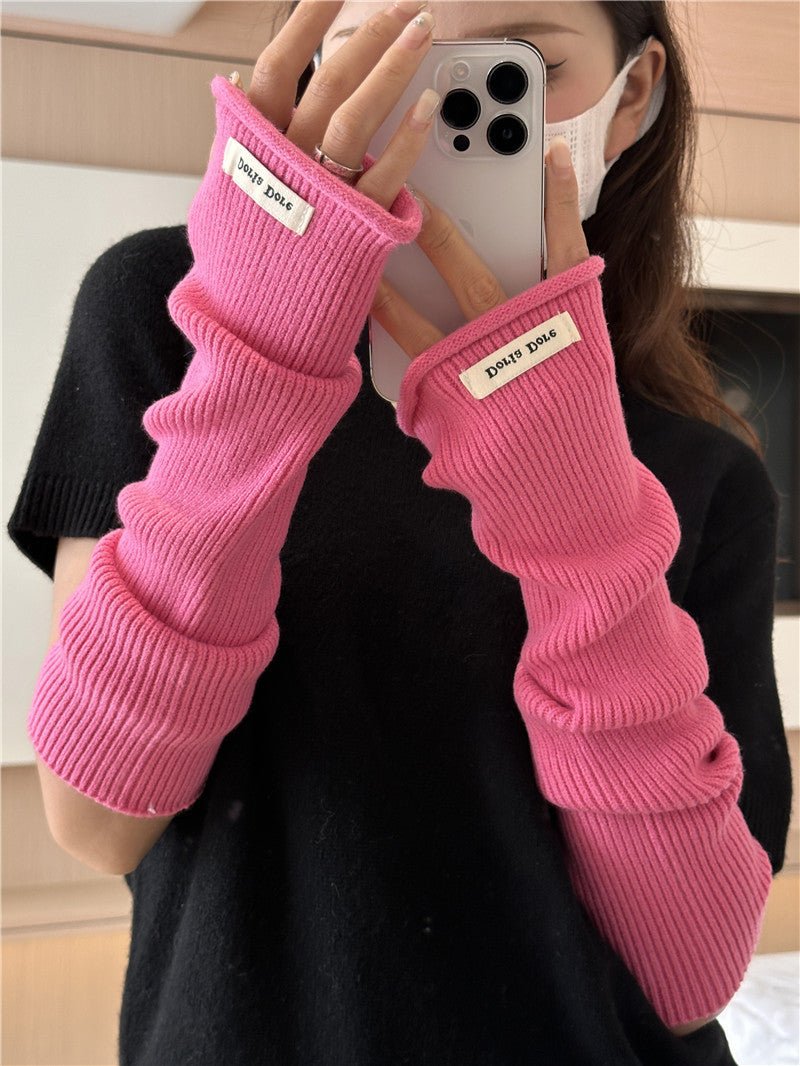 ‌Cascading Knit Sleeve Covers Cozy Elegance for Layered Style (MAC312) - Mariam's Collection