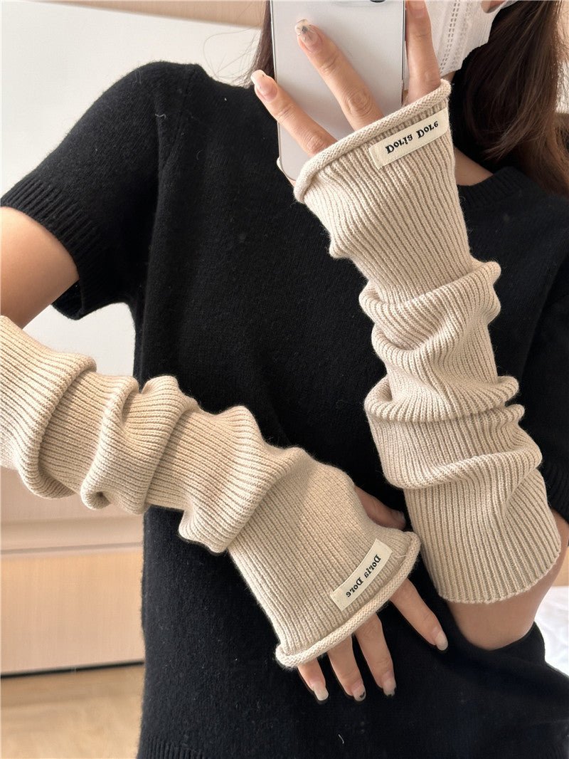 ‌Cascading Knit Sleeve Covers Cozy Elegance for Layered Style (MAC312) - Mariam's Collection