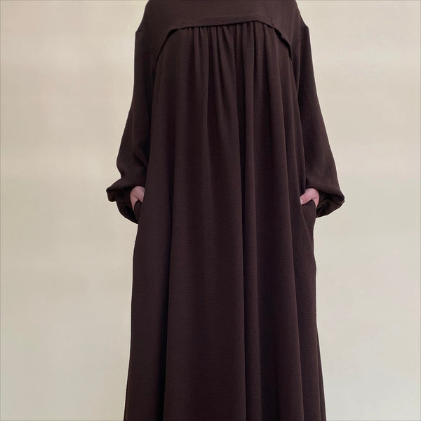 Hands-free abaya with concealed side pockets for phone and essentials