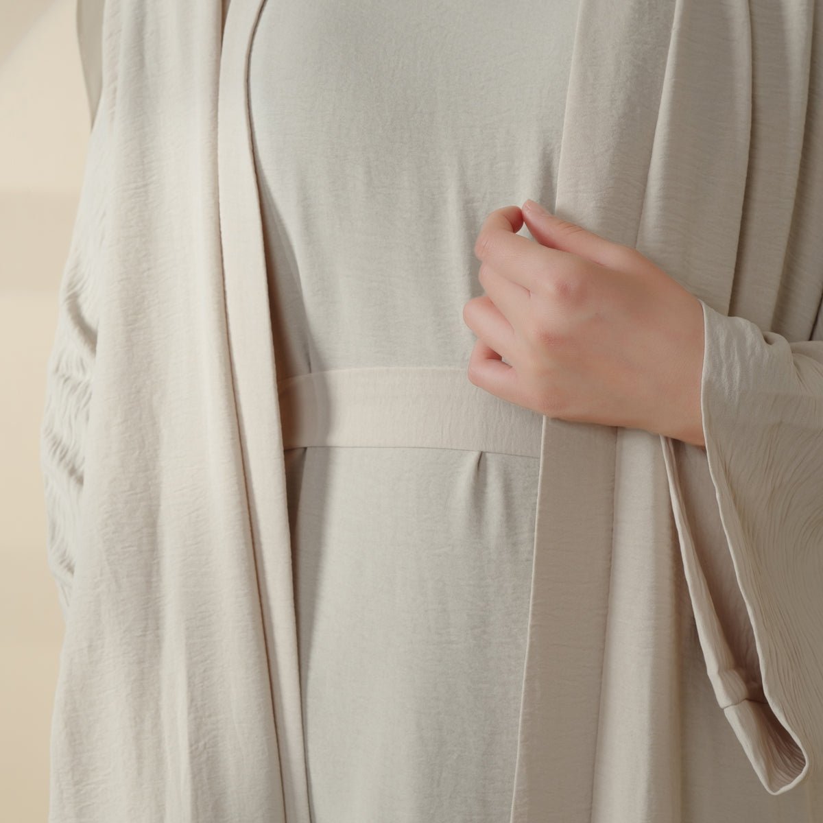 Crepe Pocket Open Abaya 3 - Piece Set (MA002) - Mariam's Collection