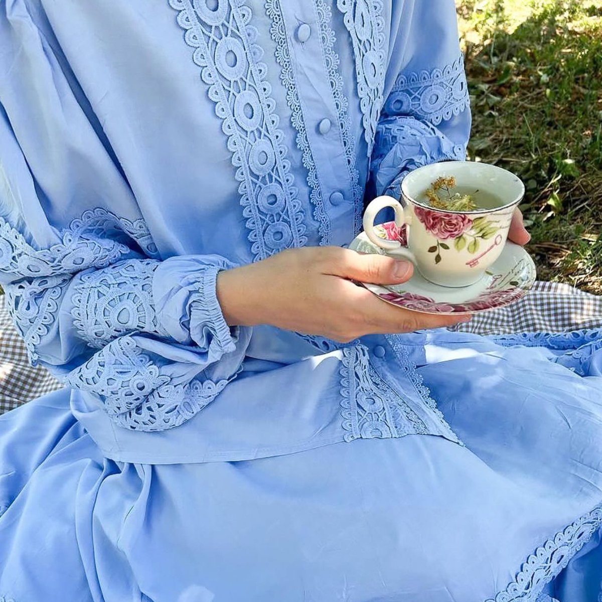 Cutwork Lace Blouse & Tiered Maxi Skirt Set(MS375) - Mariam's Collection