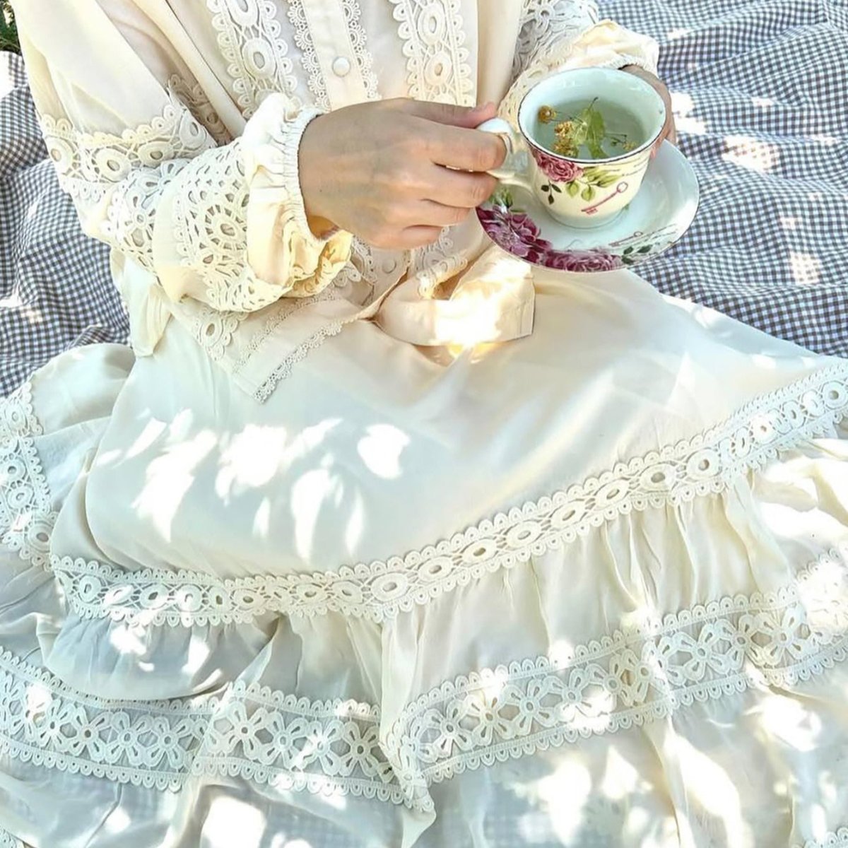 Cutwork Lace Blouse & Tiered Maxi Skirt Set(MS375) - Mariam's Collection