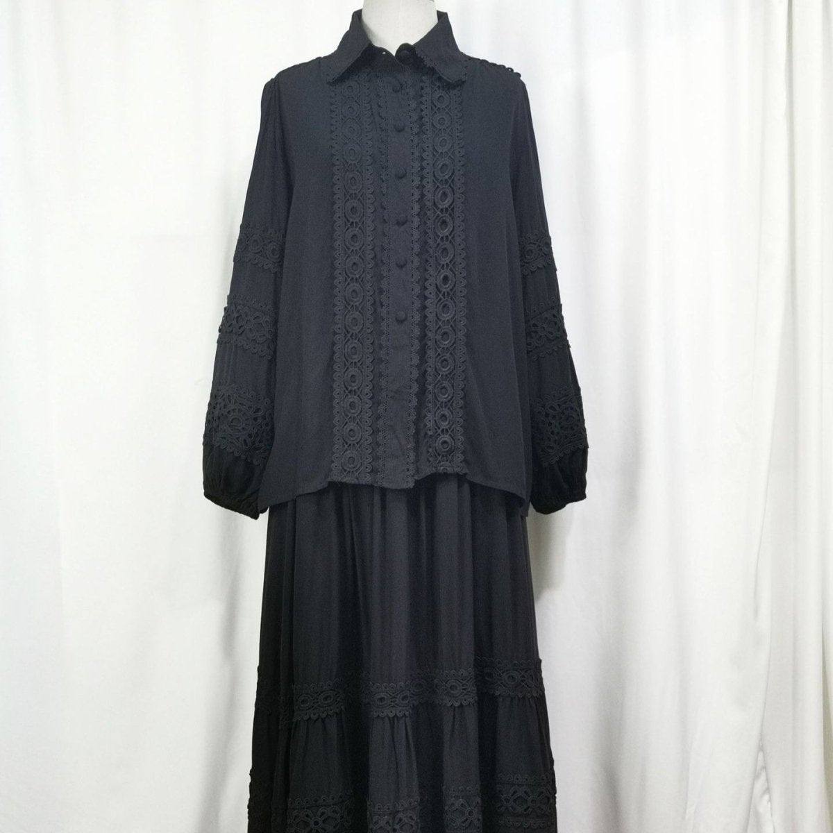 Cutwork Lace Blouse & Tiered Maxi Skirt Set(MS375) - Mariam's Collection