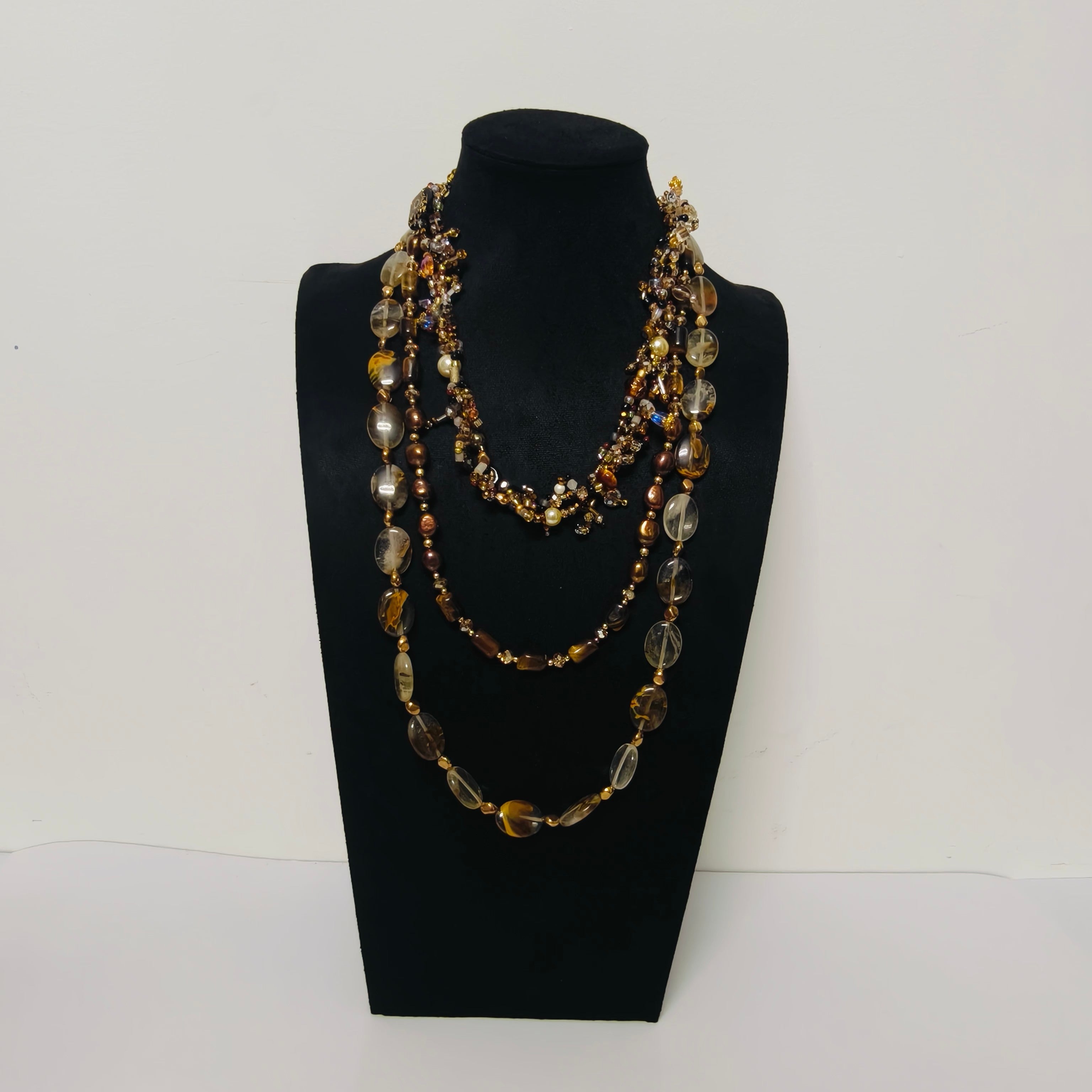 Versatile Adornment Stratified Brilliance Necklace Set (MAC344)