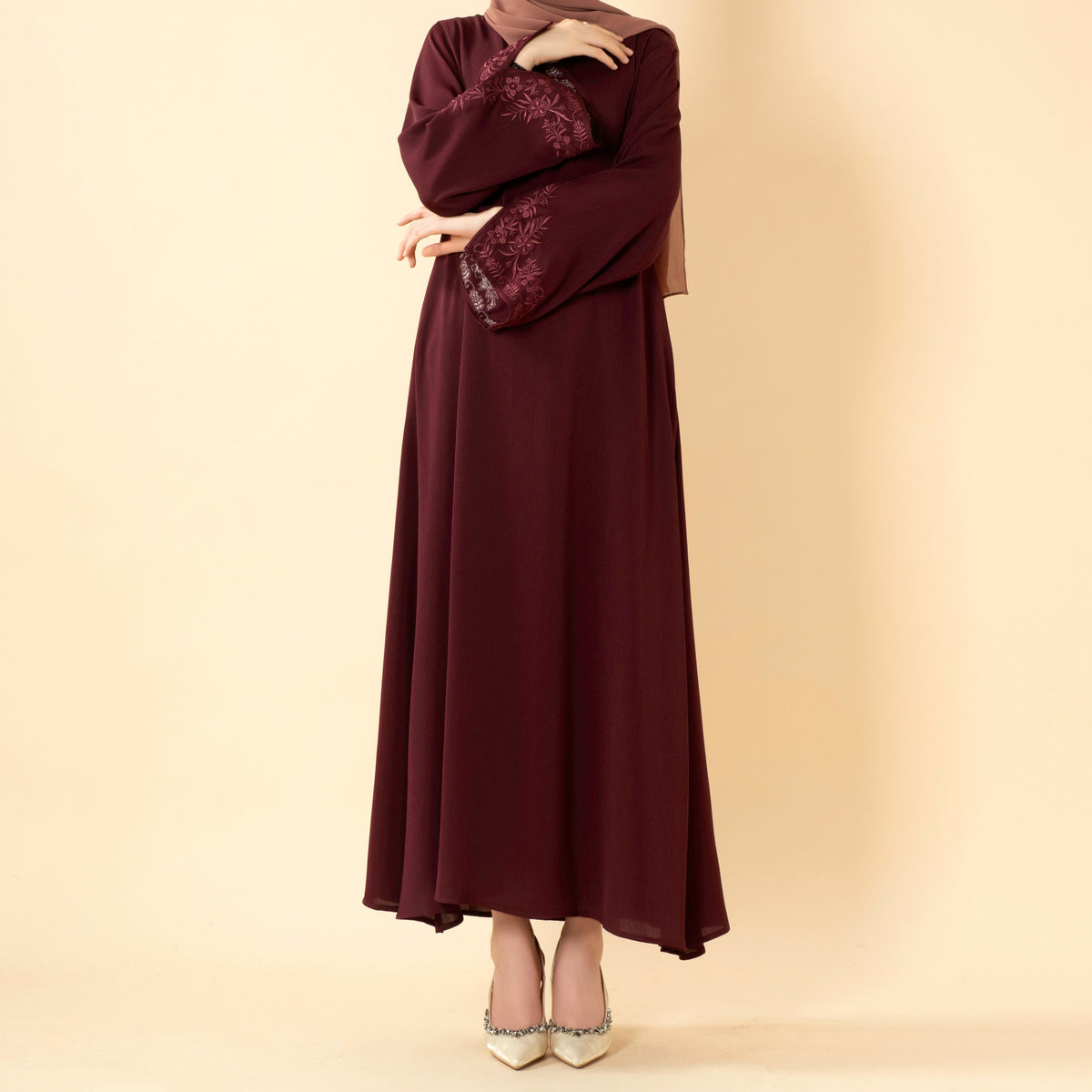 Floral Embroidered Cuff Abaya | Umbrella-Cut Zoom Maxi Dress(MA342)
