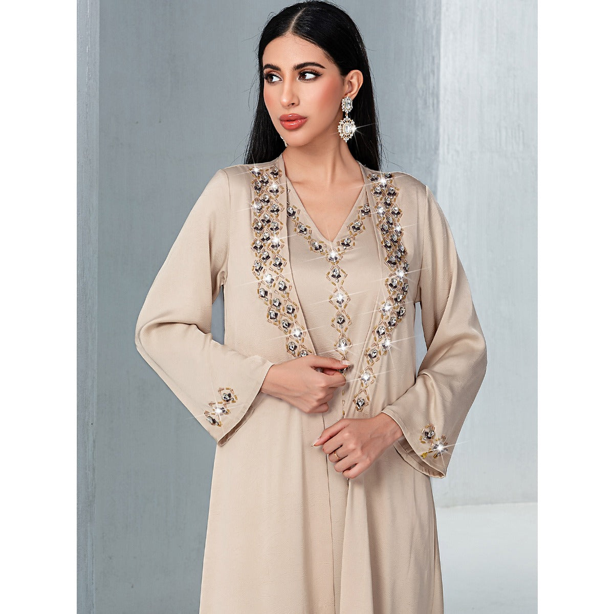 Luxury Muslim Kaftan Set Evening Wear | Beige Hand-Sewn Diamond Two-Piece Dress with Bell Sleeves(MOA202)