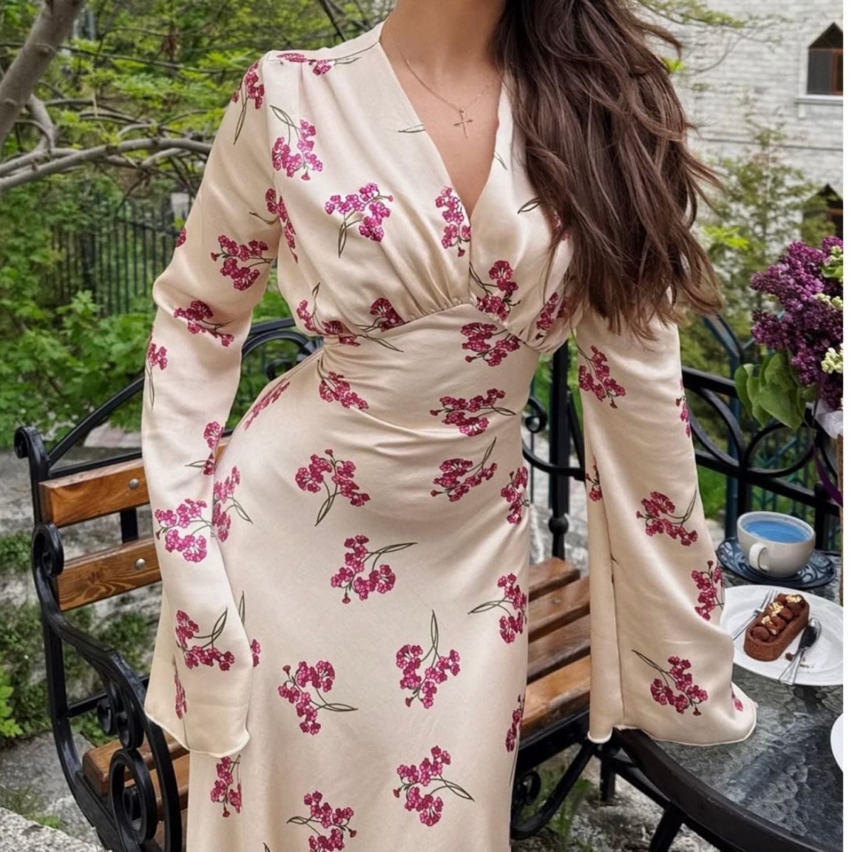 Elegant Floral Print V - Neck Bell Sleeve Long Dress Abaya. (MA211) - Mariam's Collection