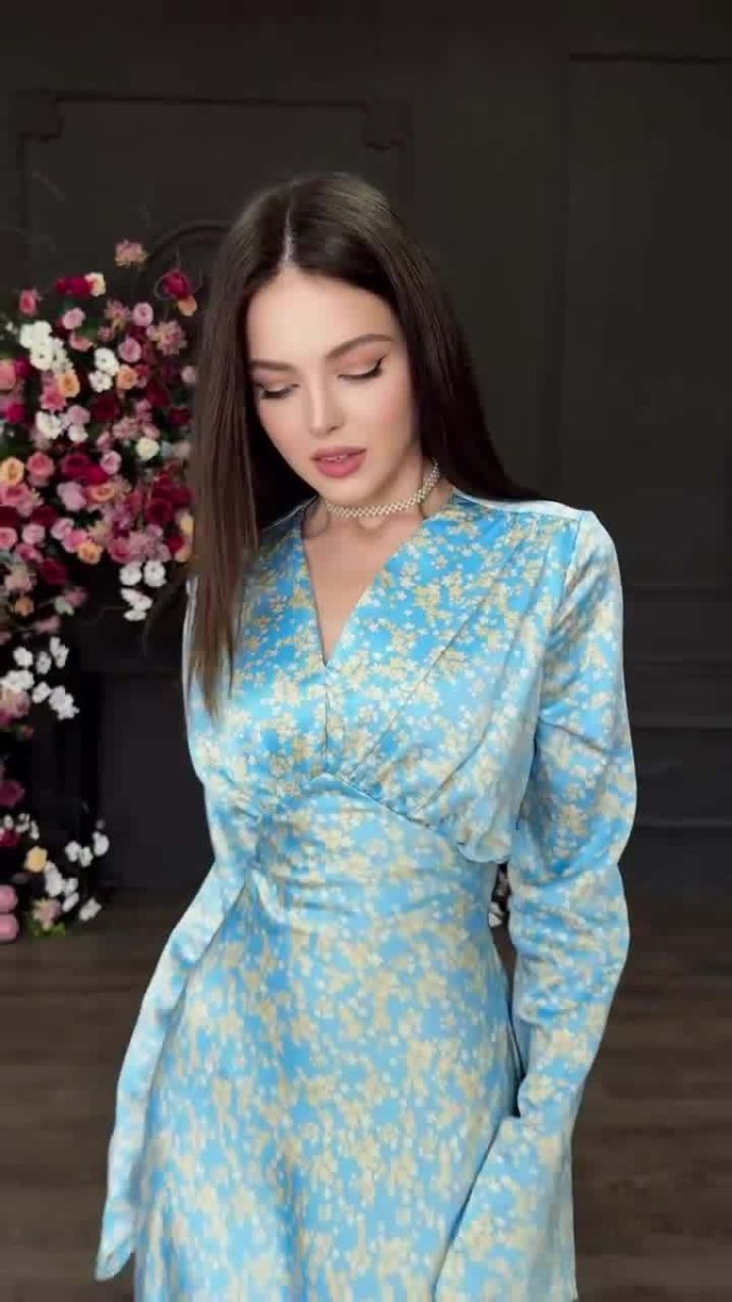 Elegant Floral Print V - Neck Bell Sleeve Long Dress Abaya. (MA211) - Mariam's Collection