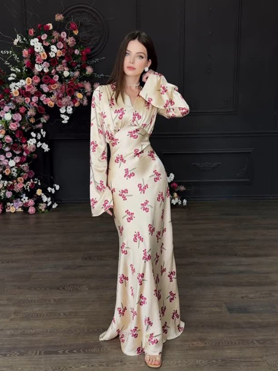 Elegant Floral Print V - Neck Bell Sleeve Long Dress Abaya. (MA211) - Mariam's Collection