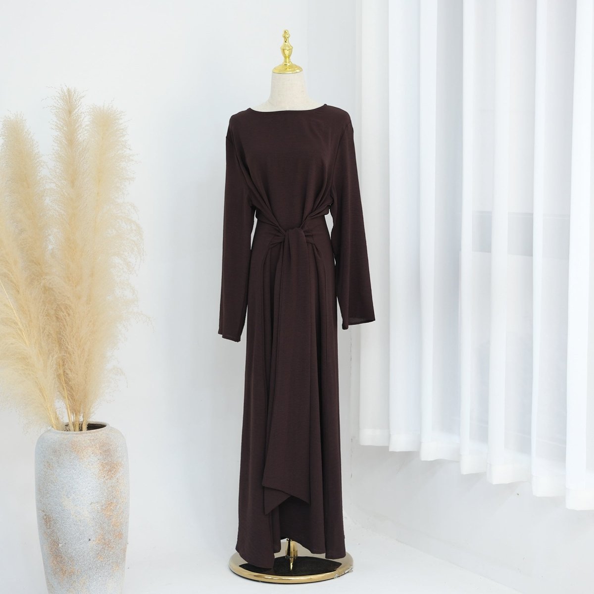 Elegant Lace - up Slim Fit Crepe Abaya (MA136) - Mariam's Collection