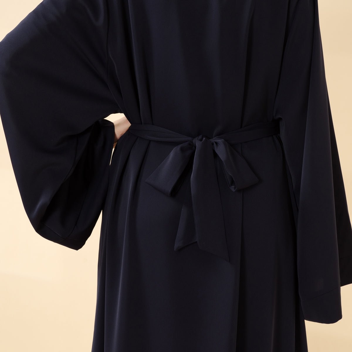 Essential Premium Loose Fit Abaya 2 - Piece Set with Versatile Pockets (MA120) - Mariam's Collection
