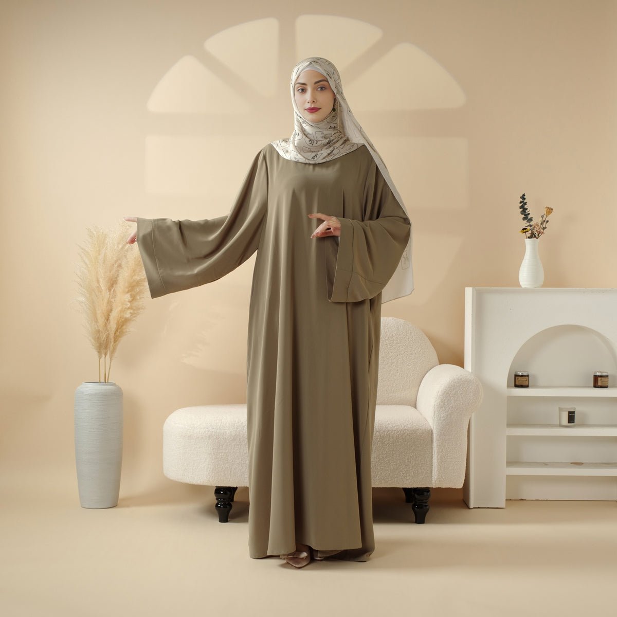 Essential Premium Loose Fit Abaya 2-Piece Set with Versatile Pockets